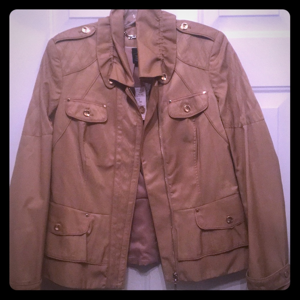 WHBM Jacket ❤️ MOVING SOON, MAKE AN OFFER ❤️